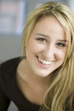 ナレーター写真